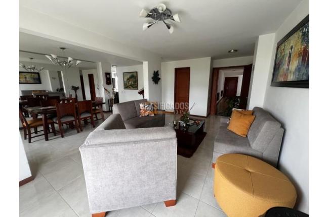 Apartamentos, Venta en La Flora