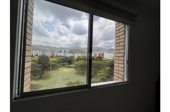 Apartamentos, Venta, La Flora - $680.000.000