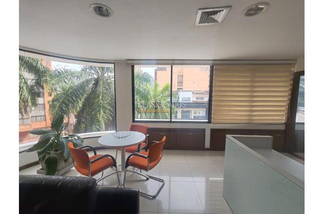 Oficinas y Consultorios, Alquiler, Versalles - $4.200.000