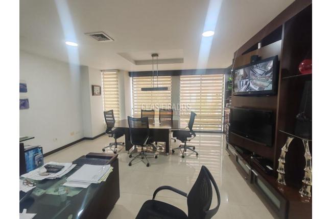 Oficinas y Consultorios, Alquiler, Versalles - $4.200.000