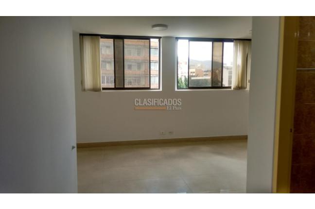 Oficinas y Consultorios, Alquiler, Versalles - $2.400.000