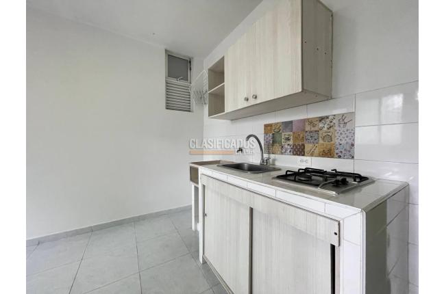 Apartaestudios, Alquiler, Las Delicias - $800.000