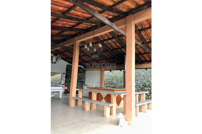 Fincas y Casas Campestres, Venta, Calima (Darién) - $1.850.000.000