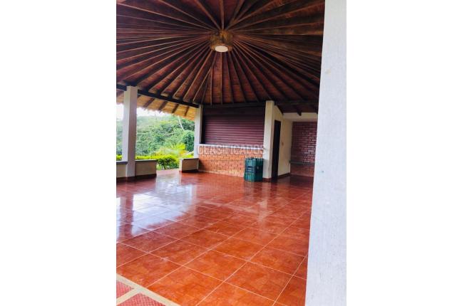 Fincas y Casas Campestres, Venta, Calima (Darién) - $1.850.000.000