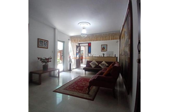 Casas, Venta, Santa Mónica Residencial - $1.600.000.000