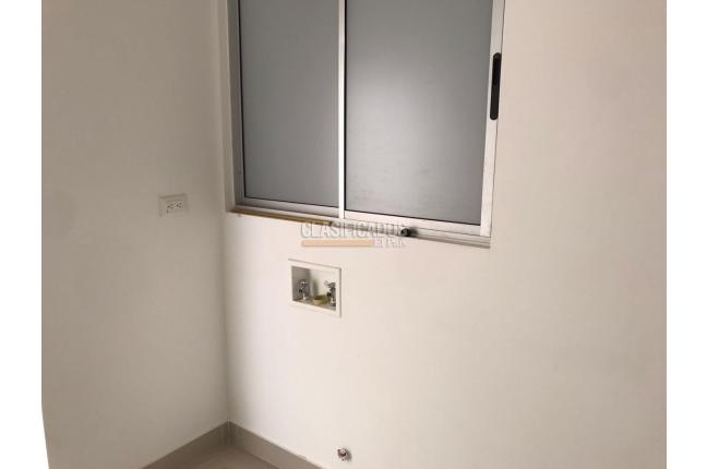 Casas, Venta en La Morada