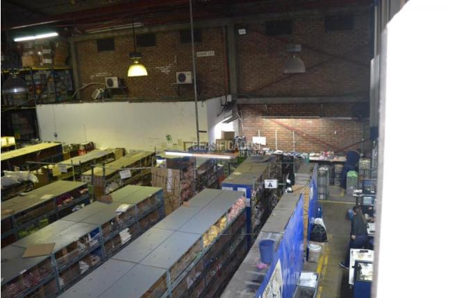 Locales y Bodegas, Alquiler en Flora Industrial