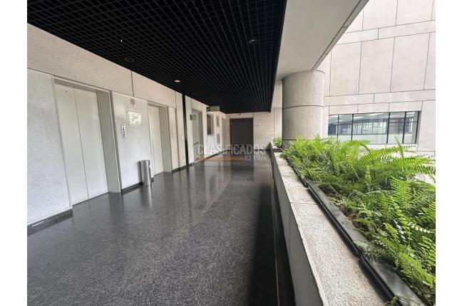 Oficinas y Consultorios, Alquiler, Centenario - $8.500.000