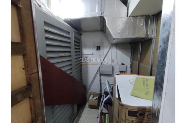 Locales y Bodegas, Alquiler, San Vicente - $9.600.000