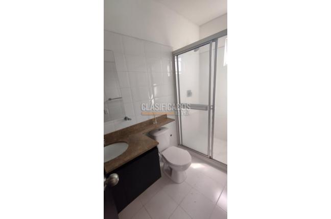 Apartaestudios, Alquiler, Ciudad Jardín - $2.400.000