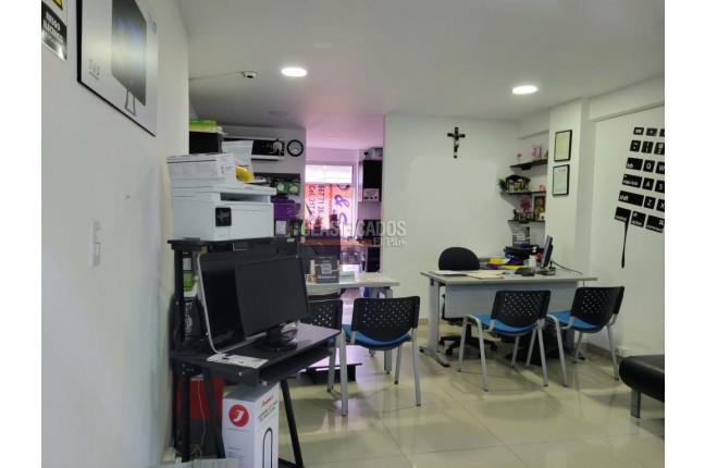 Locales y Bodegas, Venta, San Vicente - $180.000.000