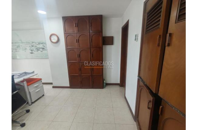 Oficinas y Consultorios, Alquiler, Versalles - $2.100.000