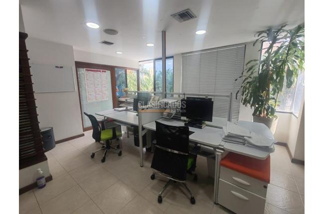 Oficinas y Consultorios, Alquiler, Versalles - $2.100.000