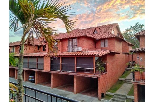 Casas, Venta, Ciudad Jardín - $750.000.000