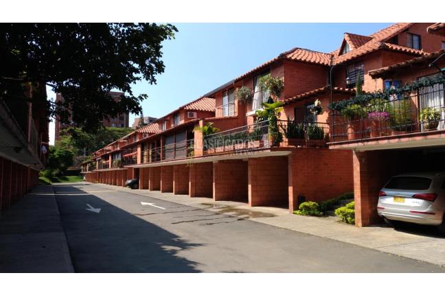 Casas, Venta, Ciudad Jardín - $750.000.000