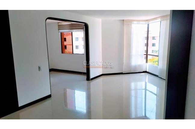 Apartamentos, Venta en Santa Anita