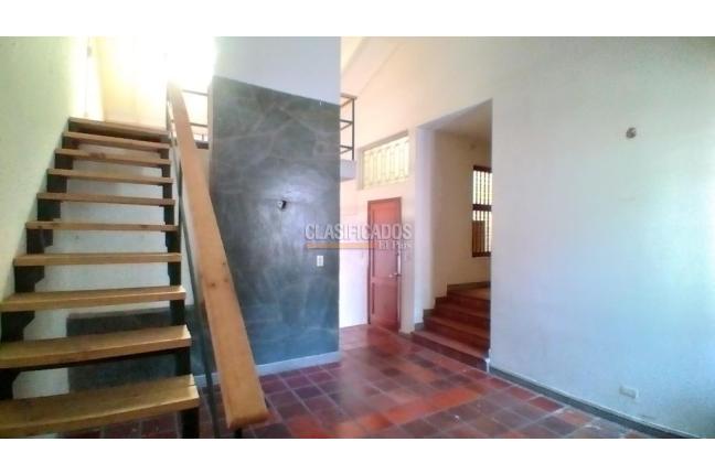 Apartaestudios, Alquiler, Cristales - $1.850.000