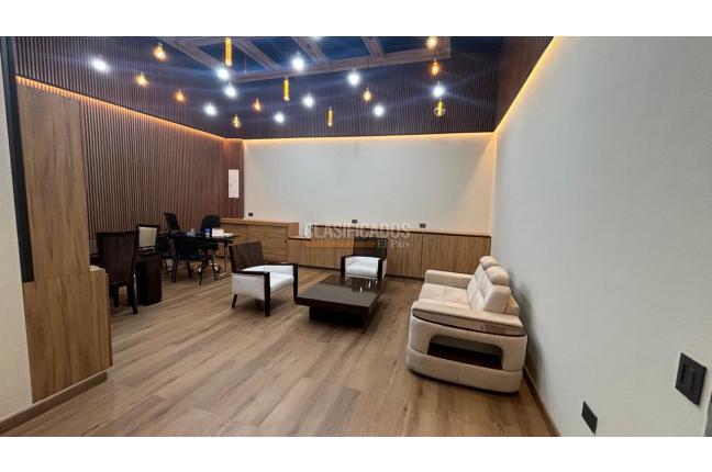 Locales y Bodegas, Alquiler, Centro Ccial. Holguines Trade Center - $6.800.000