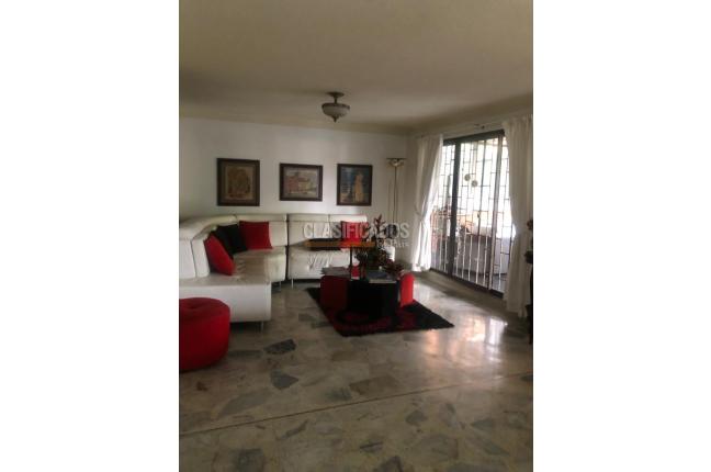 Apartamentos, Venta, Granada - $830.000.000