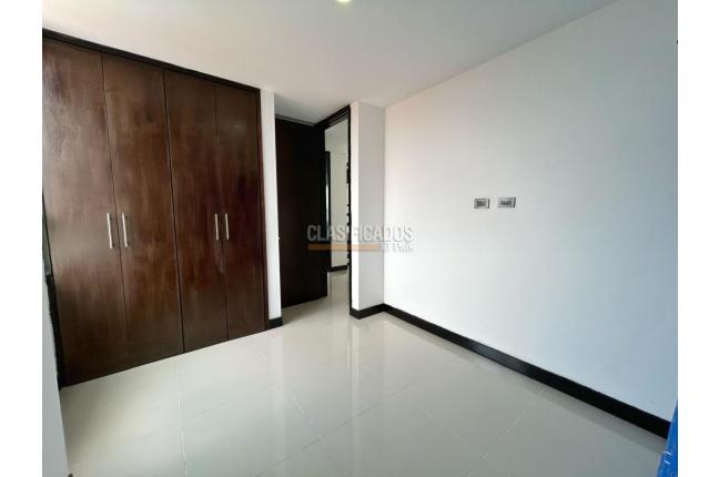 Apartamentos, Venta, Cristales - $1.020.000.000