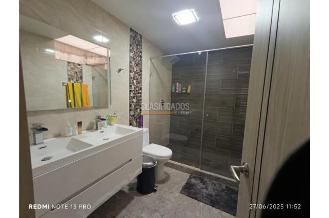 Casas, Venta, La Merced - $1.700.000.000