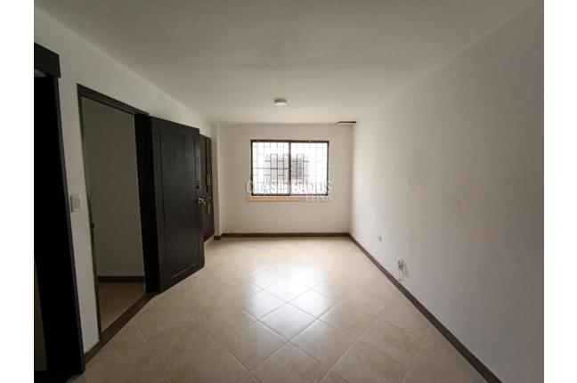 Casas, Alquiler, San Vicente - $7.900.000