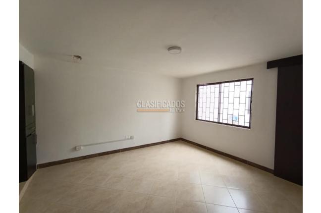 Casas, Alquiler, San Vicente - $7.900.000