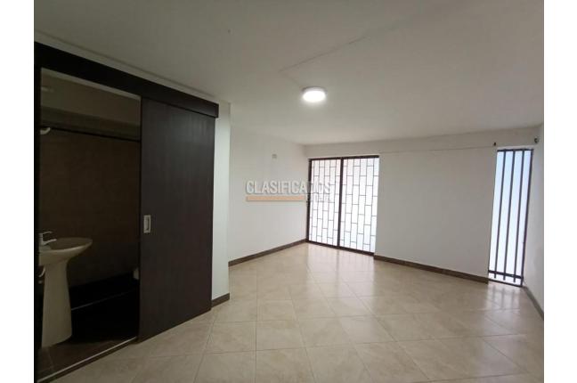 Casas, Alquiler, San Vicente - $7.900.000