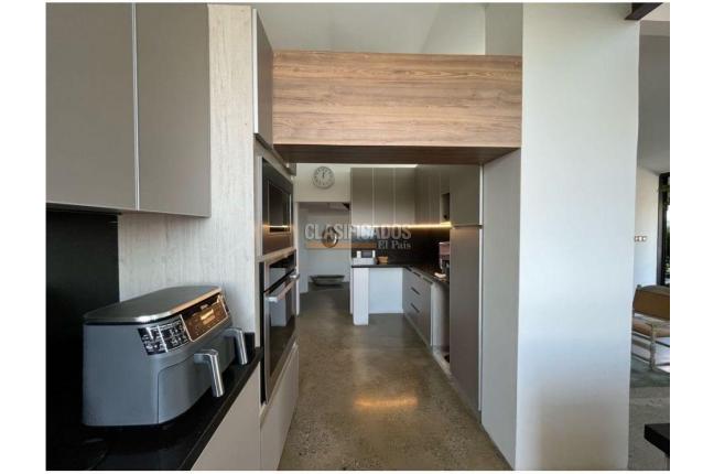 Apartamentos, Alquiler, Arboleda - $10.000.000