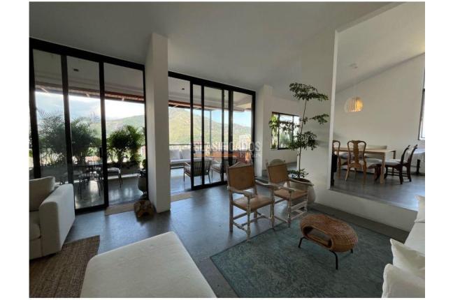 Apartamentos, Alquiler, Arboleda - $10.000.000