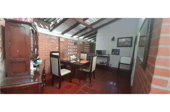 Casas, Venta, La Buitrera - $900.000.000