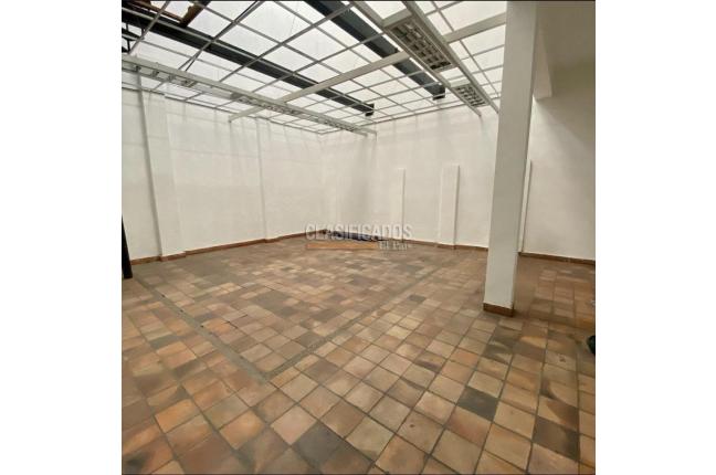 Casas, Alquiler, Centenario - $9.500.000