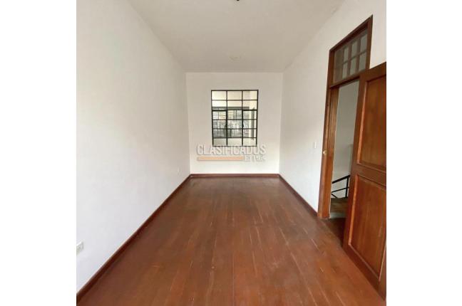 Casas, Alquiler, Centenario - $9.500.000