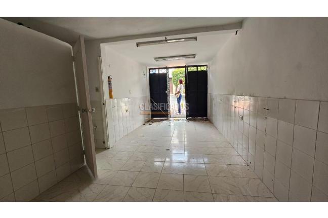 Locales y Bodegas, Alquiler en San Cayetano