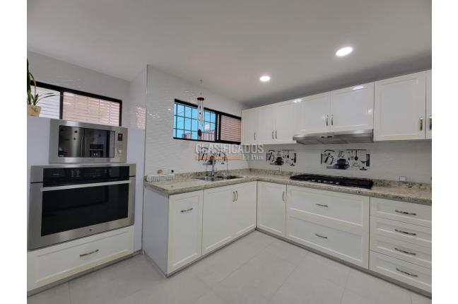 Apartamentos, Venta, El Refugio - $530.000.000