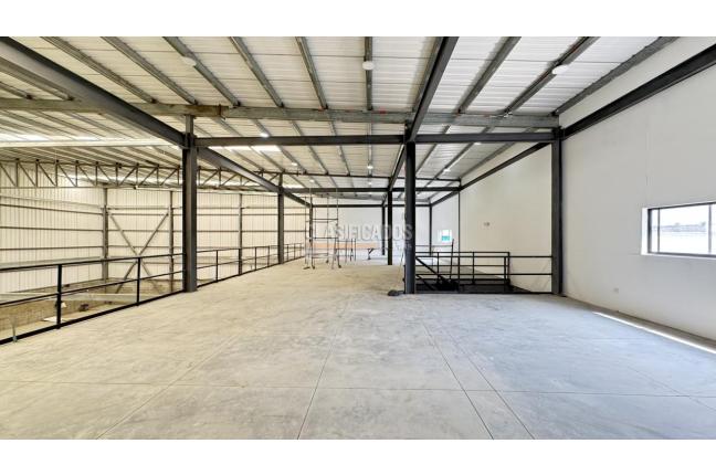 Locales y Bodegas, Alquiler, Acopi - $40.000.000