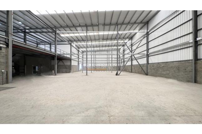 Locales y Bodegas, Alquiler en Acopi