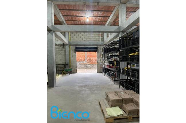 Locales y Bodegas, Alquiler, Giron - $7.000.000