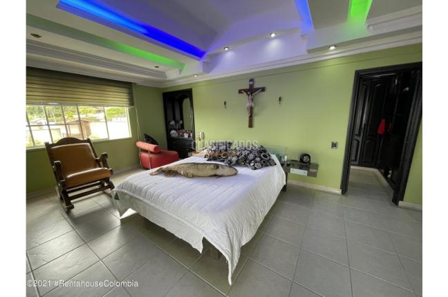 Casas, Venta, Bucaramanga - $2.500.000.000