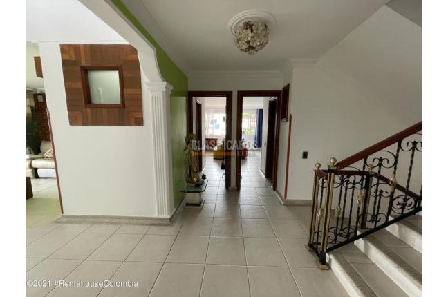 Casas, Venta, Bucaramanga - $2.500.000.000