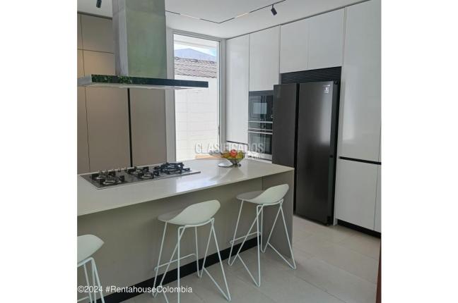 Casas, Venta, Bogotá - $1.600.000.000