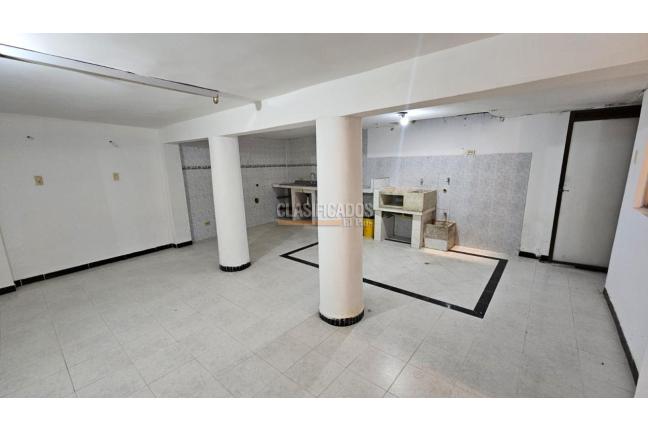 Oficinas y Consultorios, Alquiler, San Cayetano - $1.500.000