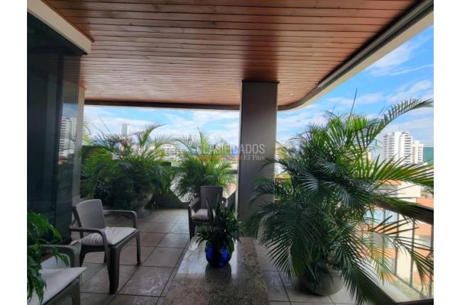 Apartamentos, Venta, Granada - $1.000.000.000