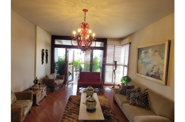 Apartamentos, Venta, Granada - $1.000.000.000