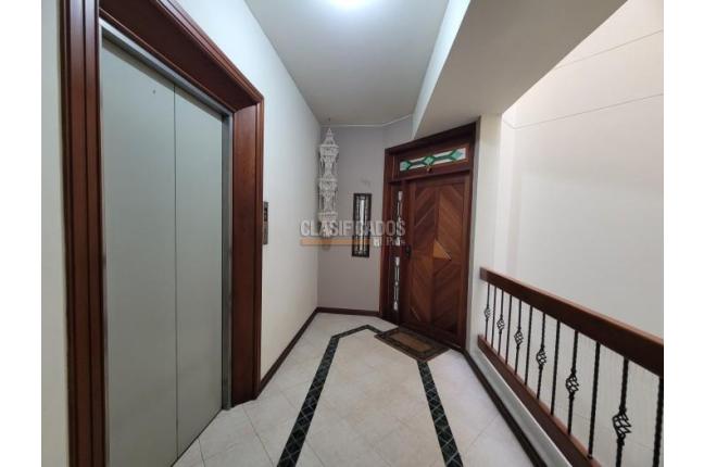 Apartamentos, Venta, Granada - $1.000.000.000