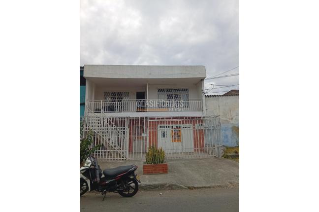 Apartamentos, Alquiler, El Trébol - $1.300.000