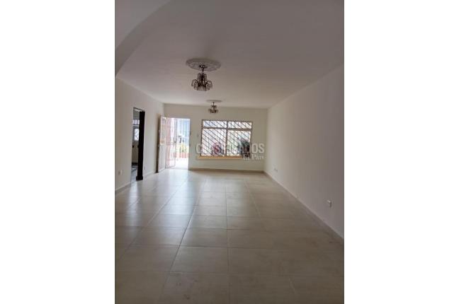 Apartamentos, Alquiler, El Trébol - $1.300.000