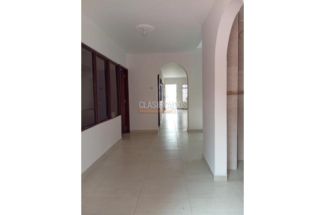 Apartamentos, Alquiler, El Trébol - $1.300.000