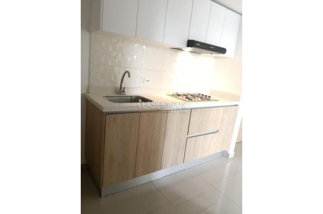 Apartamentos, Venta, Álamos - $305.000.000