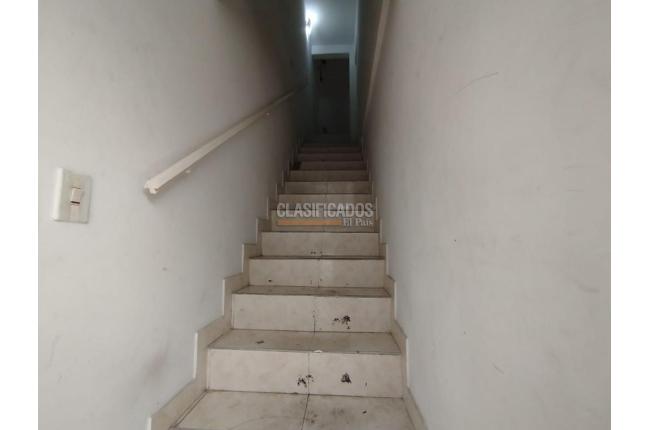 Apartamentos, Alquiler, La Esmeralda - $800.000